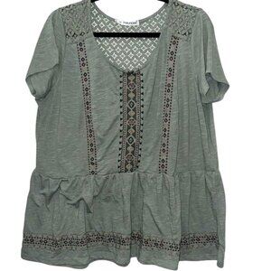 Maurices Womens Embroidered Short Sleeve Peplum Top Size 1 Green Lace Accents